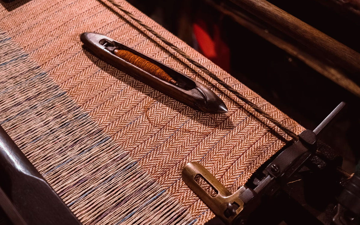 How to Wear Tweed Watch Straps: A Practical Guide