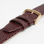 Burgundy Mayfair Lizard watch strap, close-up of the buckle and keepers