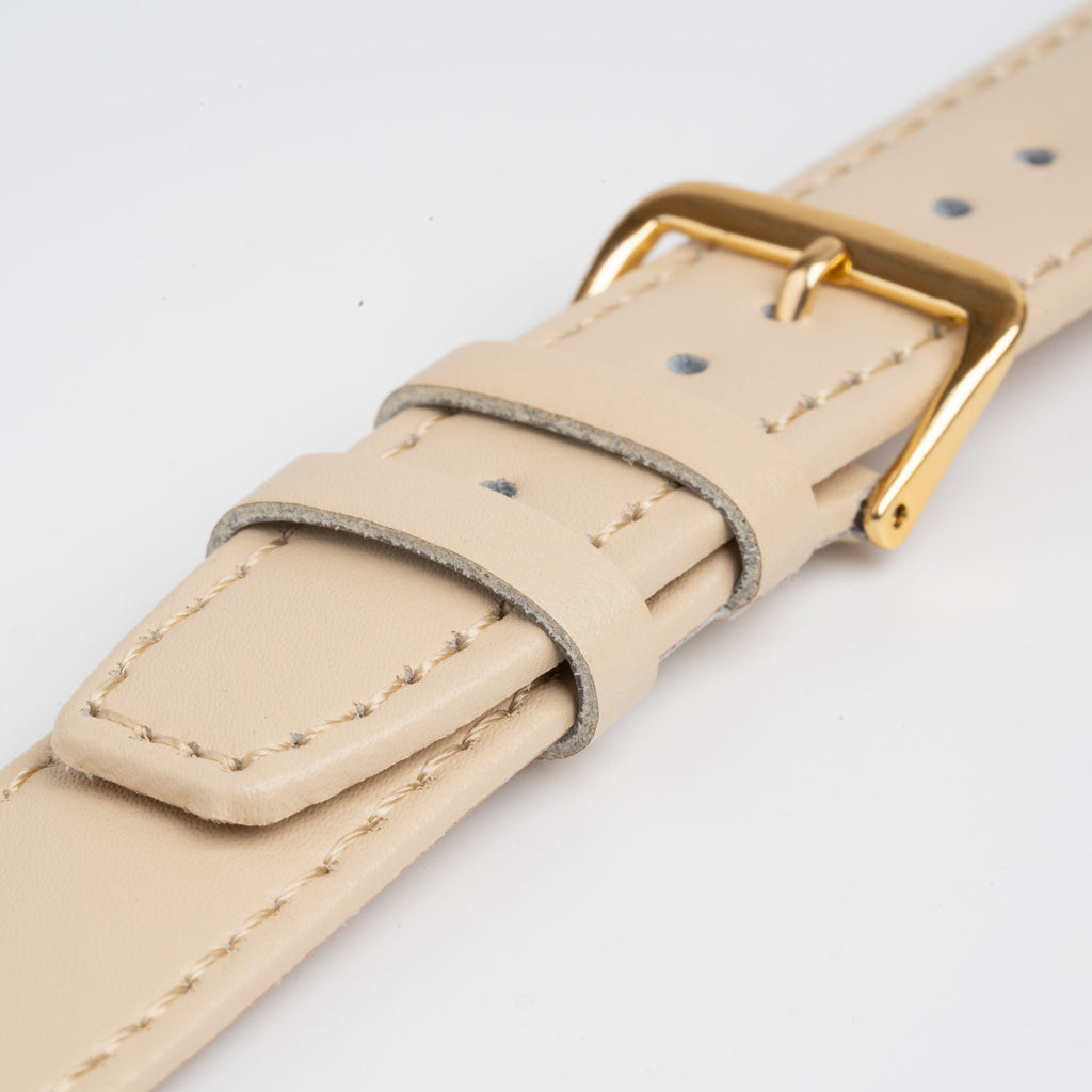 Calf Value Cream Watch Strap, close-up of the buckle and keepers