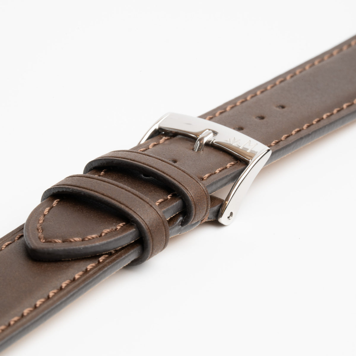 Boccaccio Brown Watch Strap, close-up of the buckle and keepers