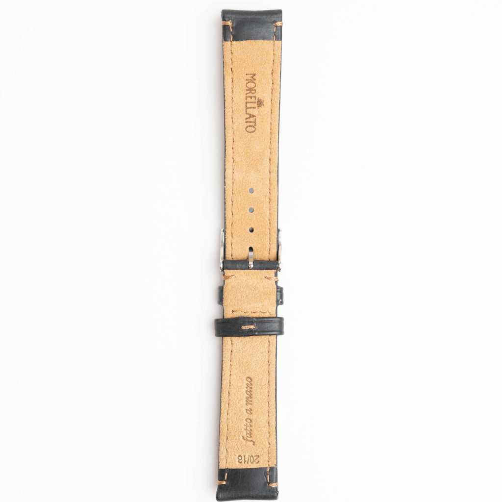 Derain Pull Up Black Watch Strap, close-up of the buckle and keepers