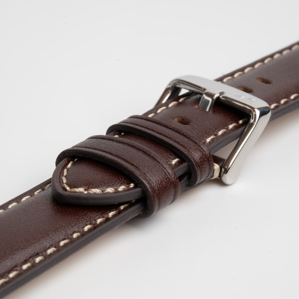 Giorgione Brown Watch Strap, close-up of the buckle and keepers