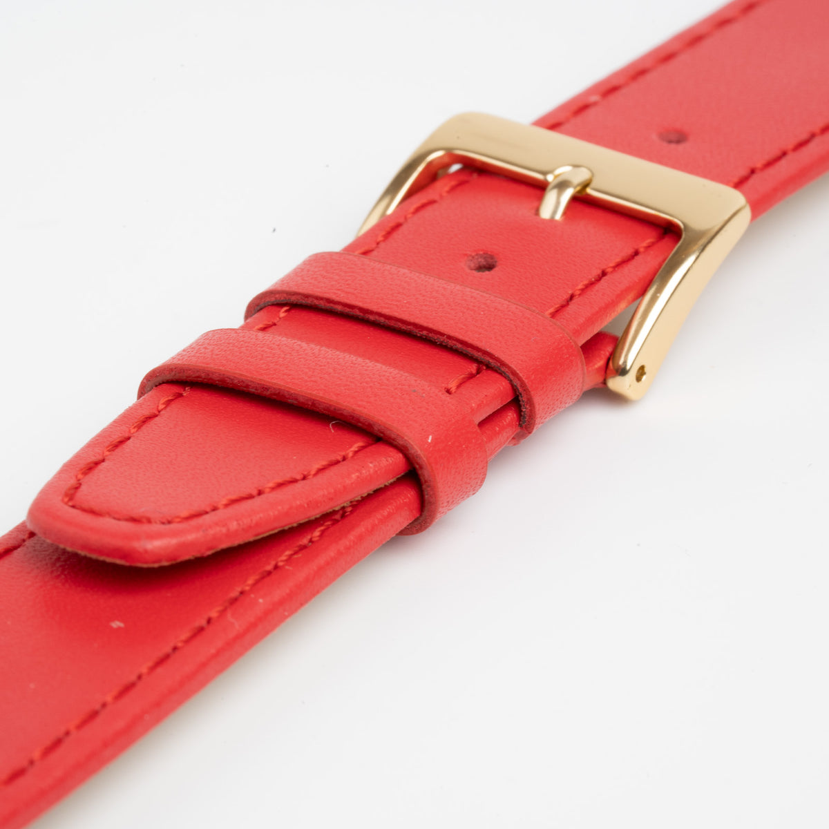 Red Mayfair Subtle watch strap, close-up of the buckle and keepers