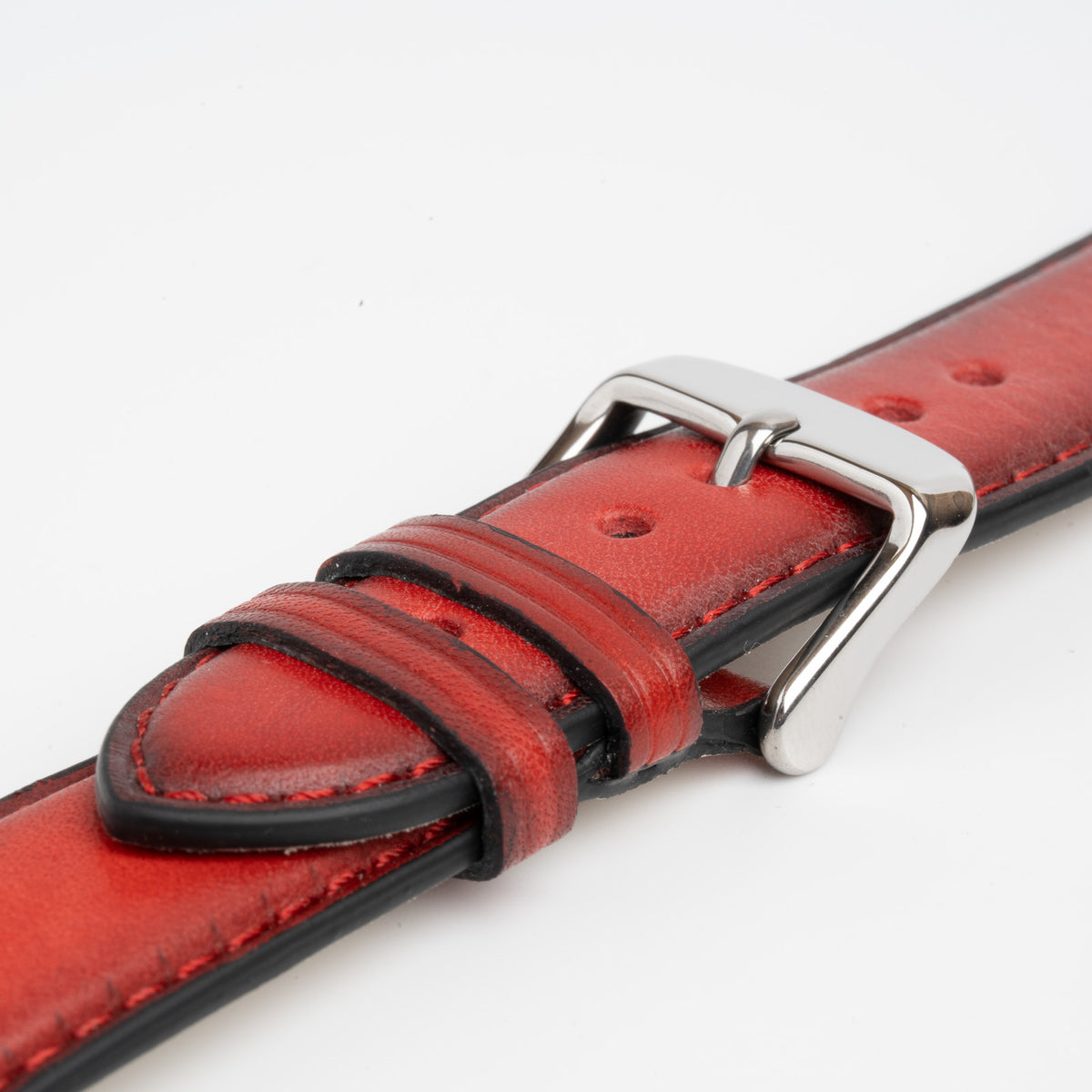 Vintage Smooth Red Watch Strap, close-up of the buckle and keepers