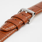 Tan Mayfair Alligator watch strap, close-up of the buckle and keepers