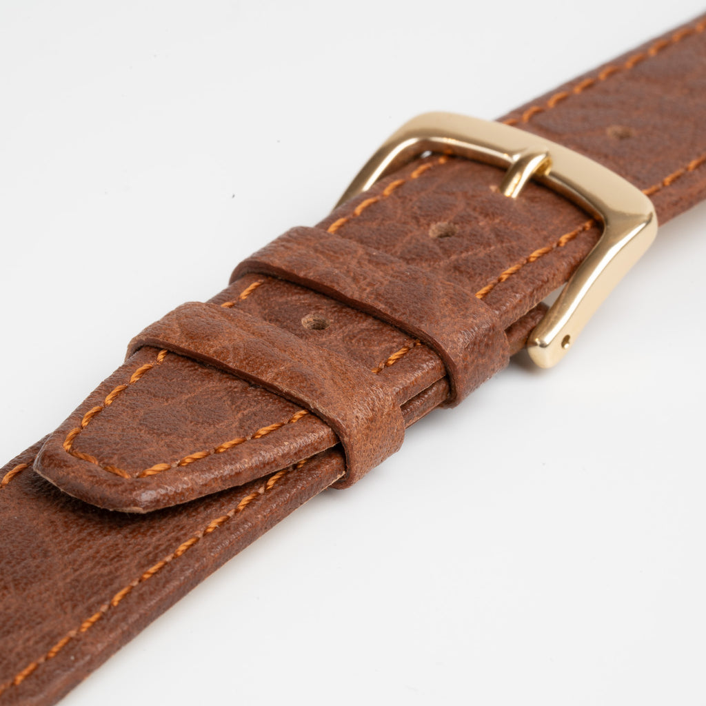 Natural Buffalo Tan Watch Strap, close-up of the buckle and keepers