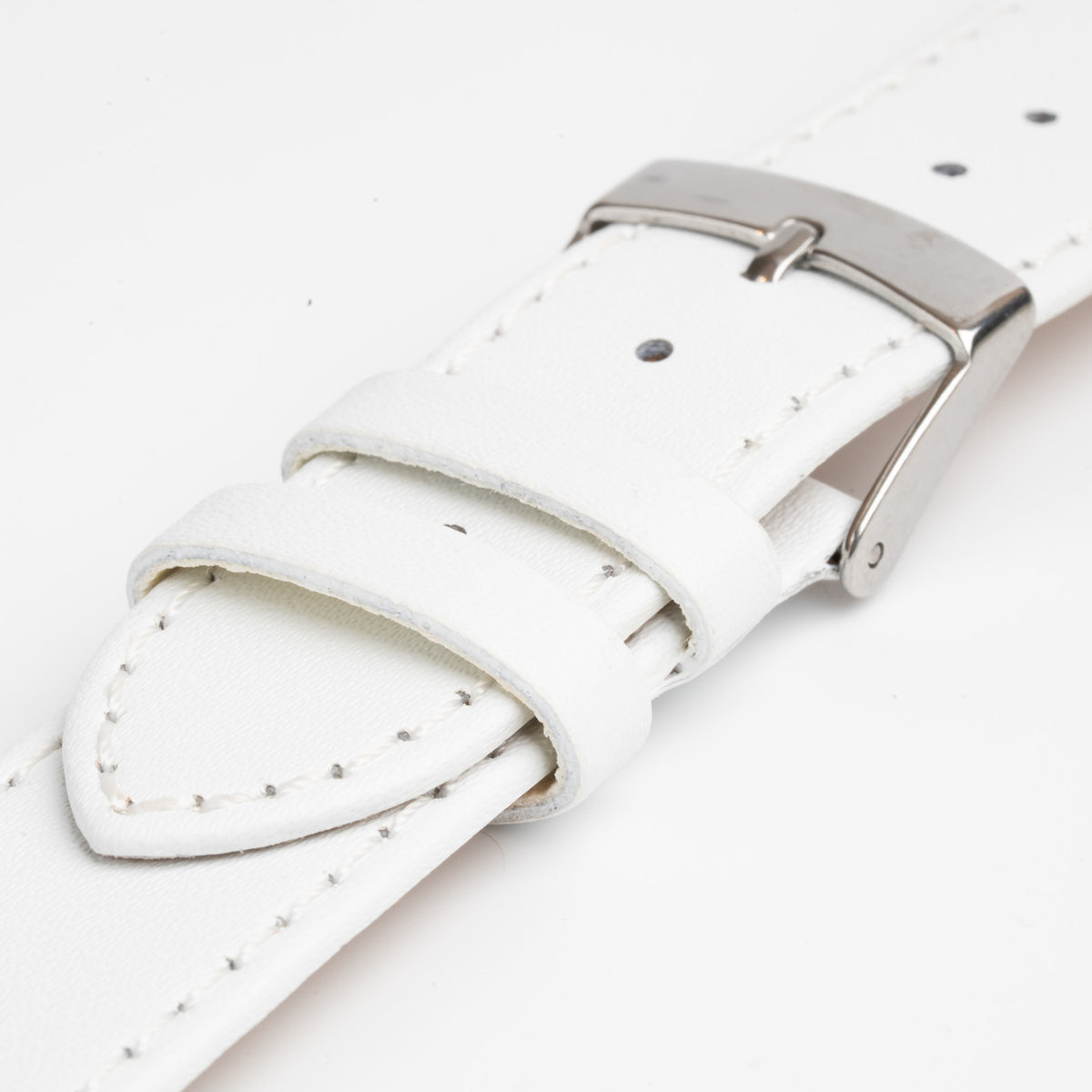 White Mayfair Subtle Quick Release watch strap, close-up of the buckle and keepers