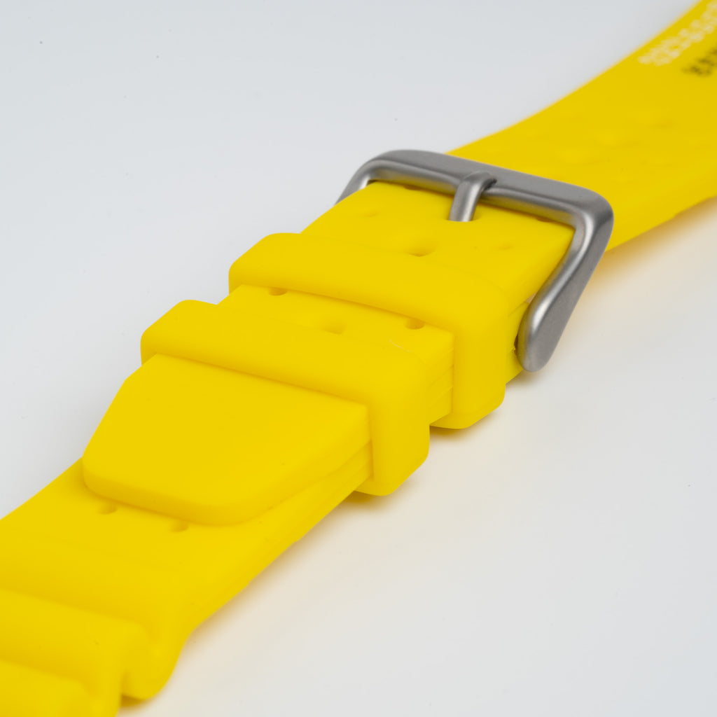 Submerge ND Limits Yellow Watch Strap, close-up of the buckle and keepers